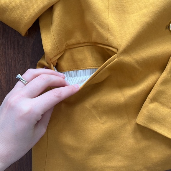 Soft philosophy casual yellow blazer - Picture 5 of 6